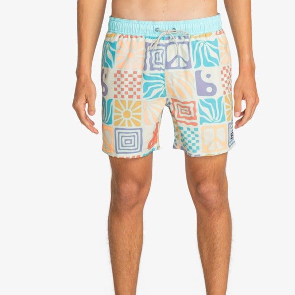 Billabong Vacay shorts multi ruterTilbehør - Klær - ShortsFluid.no