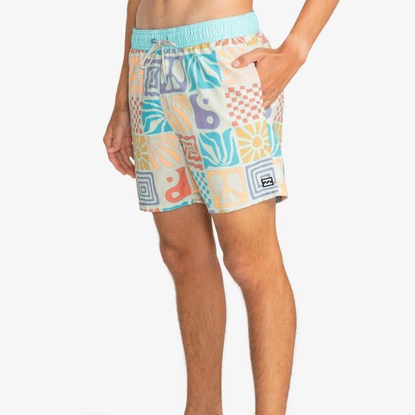 Billabong Vacay shorts multi ruterTilbehør - Klær - ShortsFluid.no